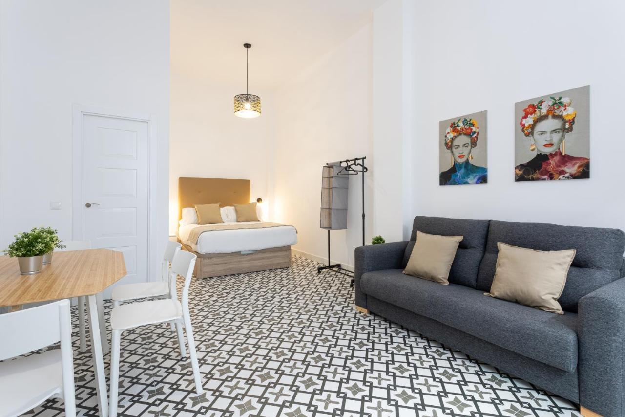 Holidays2Malaga Picasuss Loft New Built Close Huelin Beach And Promenade Esterno foto