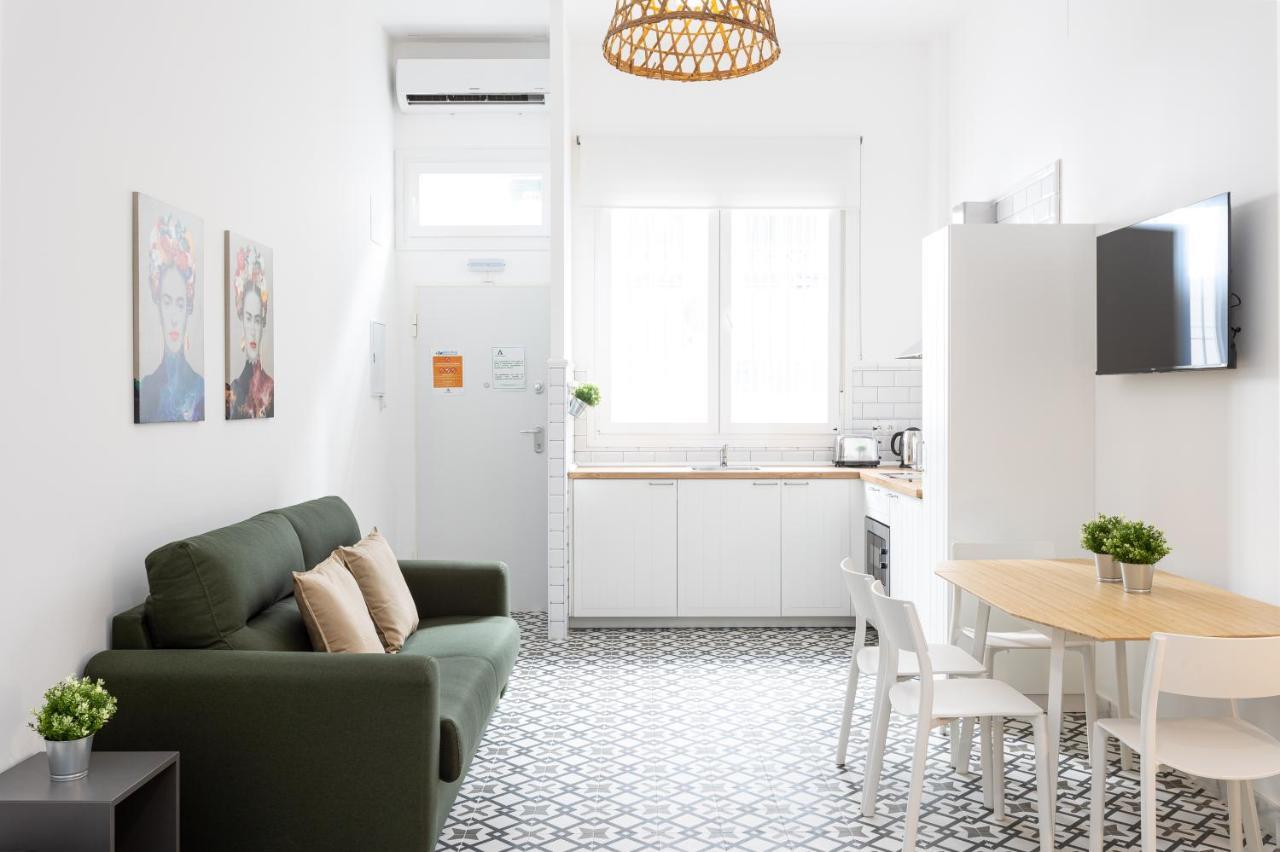 Holidays2Malaga Picasuss Loft New Built Close Huelin Beach And Promenade Esterno foto