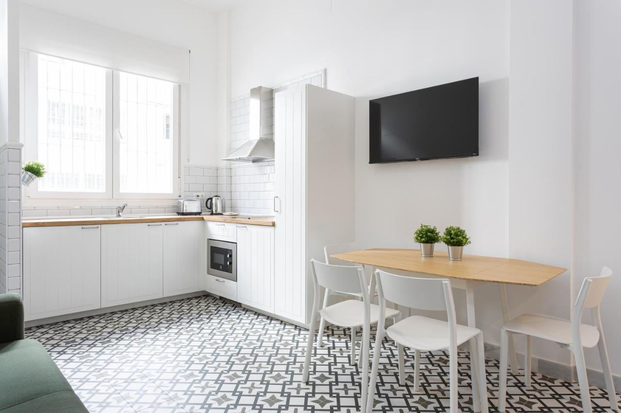 Holidays2Malaga Picasuss Loft New Built Close Huelin Beach And Promenade Esterno foto