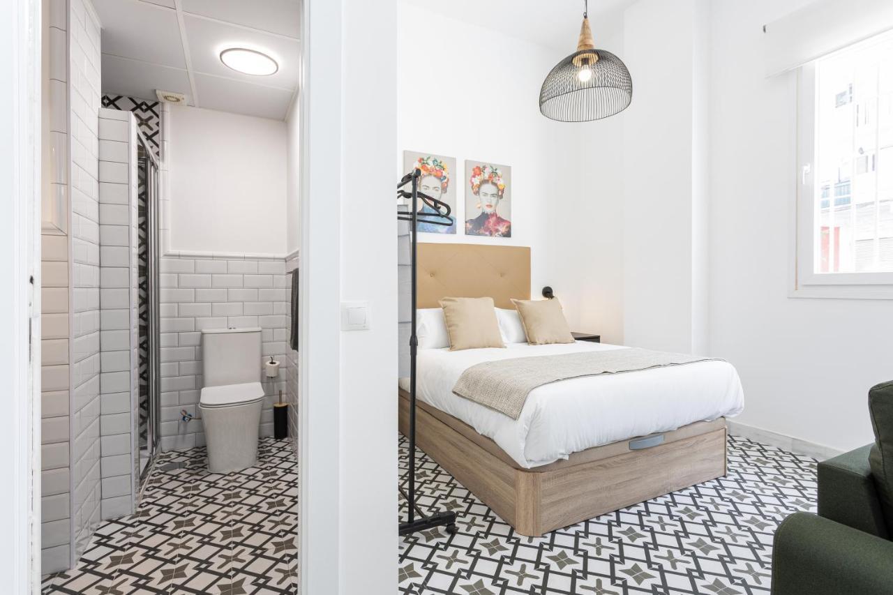 Holidays2Malaga Picasuss Loft New Built Close Huelin Beach And Promenade Esterno foto