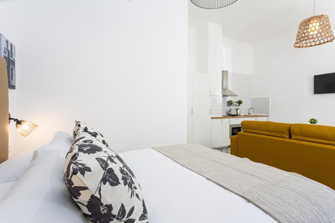Holidays2Malaga Picasuss Loft New Built Close Huelin Beach And Promenade Esterno foto