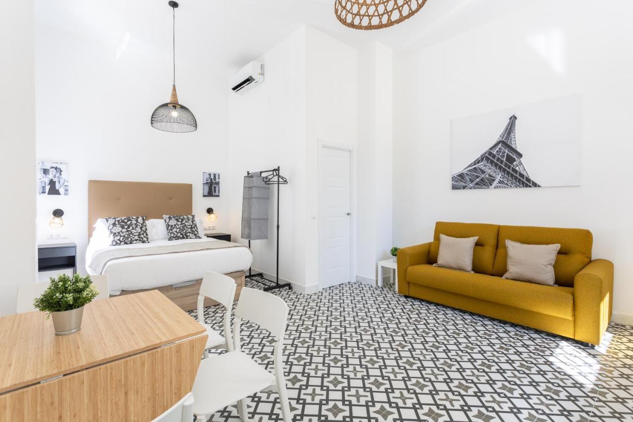 Holidays2Malaga Picasuss Loft New Built Close Huelin Beach And Promenade Esterno foto