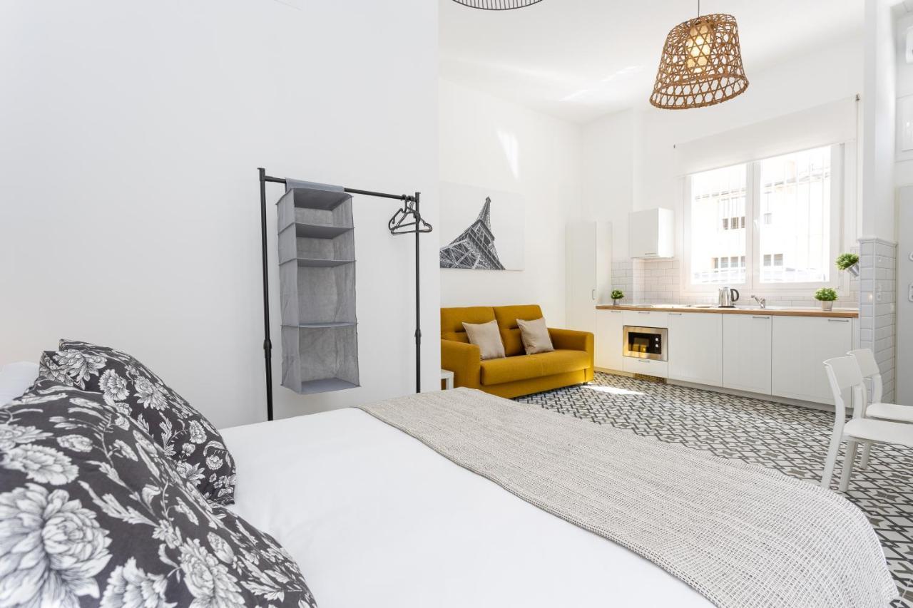 Holidays2Malaga Picasuss Loft New Built Close Huelin Beach And Promenade Esterno foto