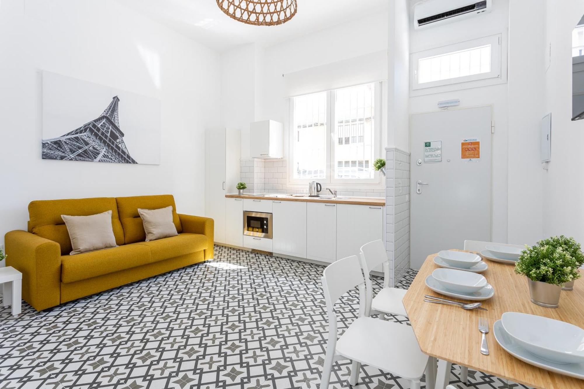 Holidays2Malaga Picasuss Loft New Built Close Huelin Beach And Promenade Esterno foto