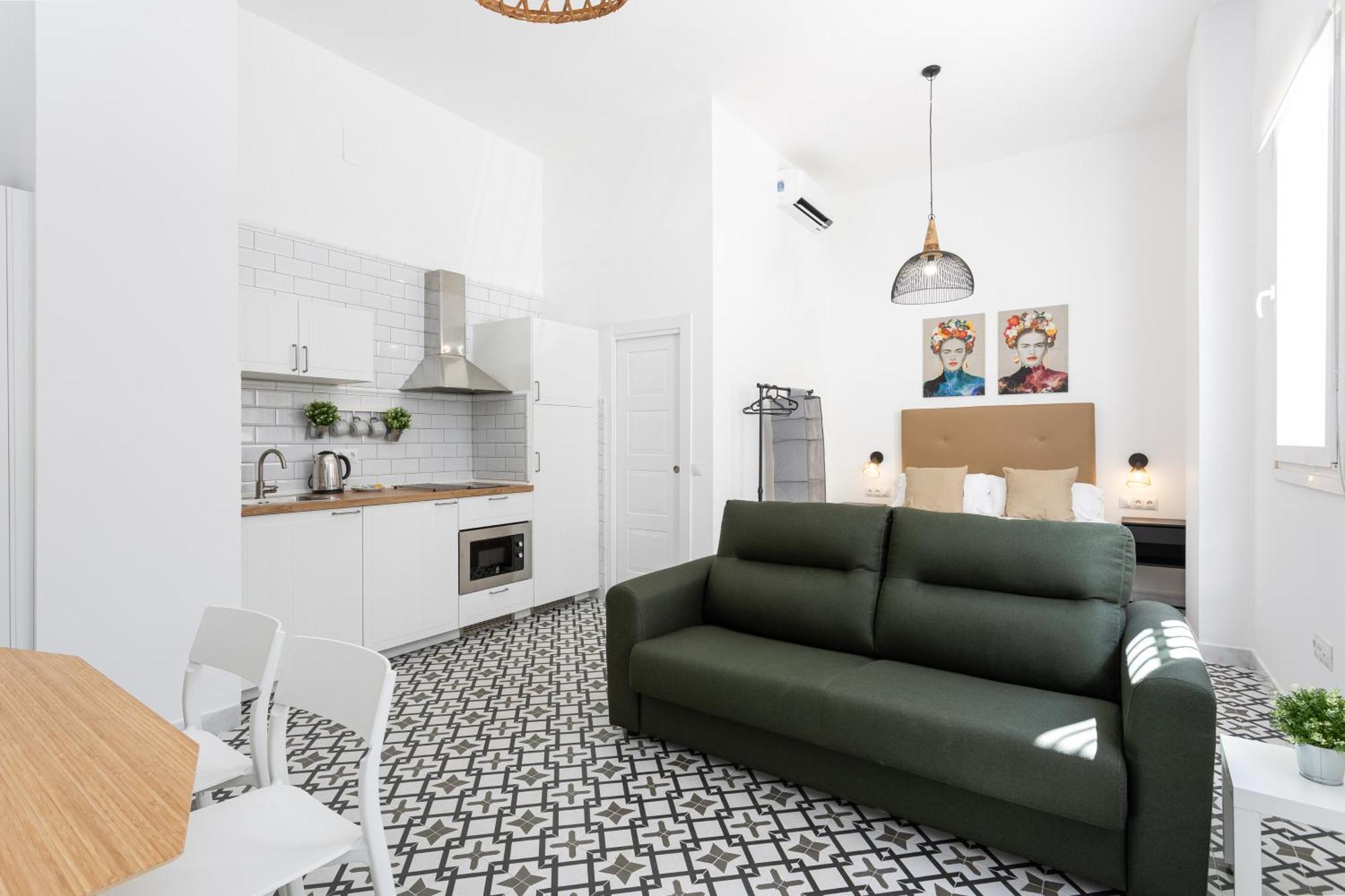 Holidays2Malaga Picasuss Loft New Built Close Huelin Beach And Promenade Esterno foto